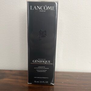 Lancome Advanced Génifique Youth Activating Serum - Black and White